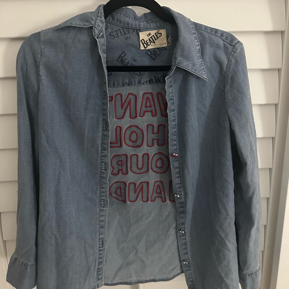 alice + olivia i want to hold your hand beatles top